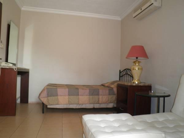 Granada Suites Hotel Amman Extérieur photo